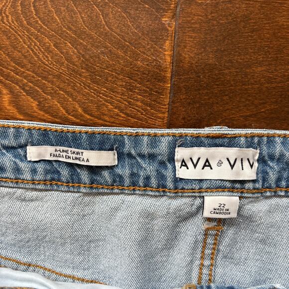 NWT Ava & Viv High Rise Relaxed Fit Denim A-Line Skirt Light Wash Womens Size 22 - Picture 7 of 9